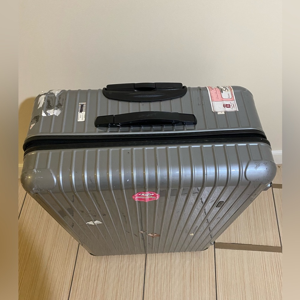 Rimowa Hard Case Check On Luggage - Picture 2 of 12